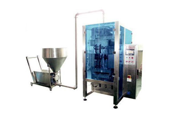 Full automatic liquid / paste products quantitative bag packaging equipment