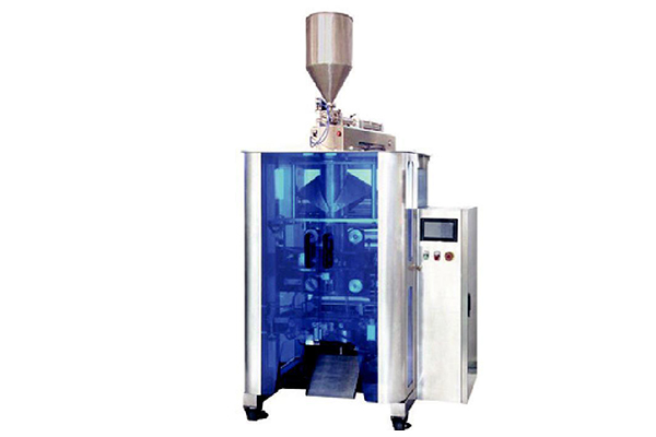 Full automatic liquid / paste products quantitative bag packaging equipment